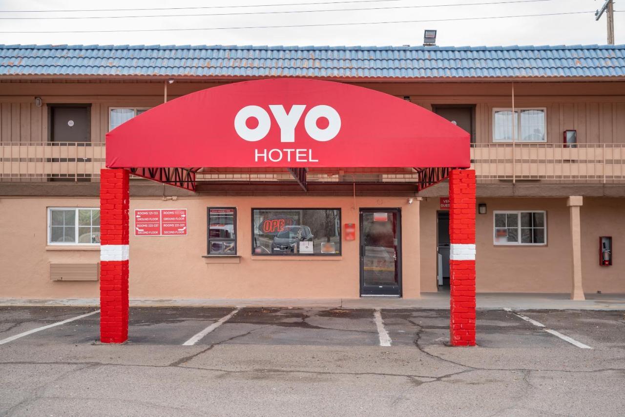 Oyo Hotel Globe / Miami Az - Highway 60 Екстериор снимка