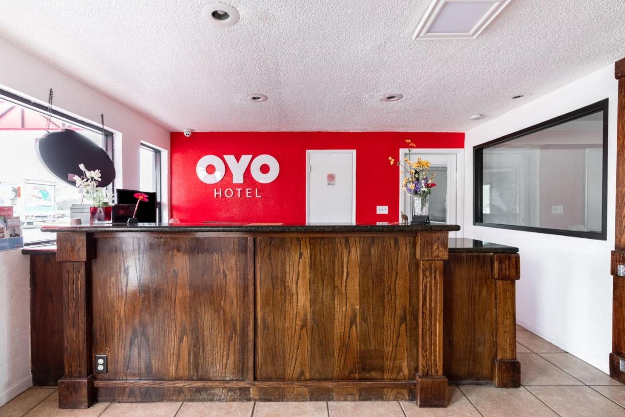 Oyo Hotel Globe / Miami Az - Highway 60 Екстериор снимка