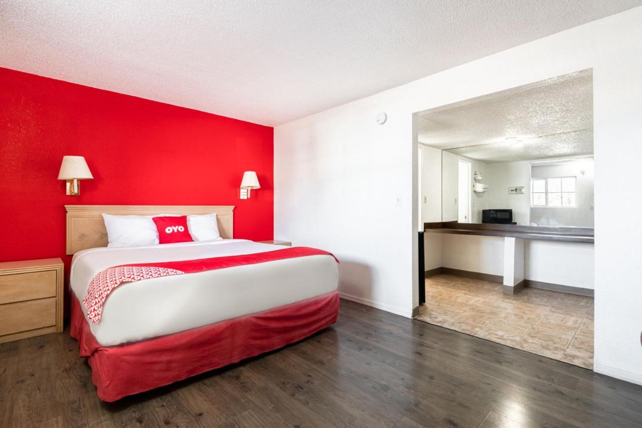 Oyo Hotel Globe / Miami Az - Highway 60 Екстериор снимка