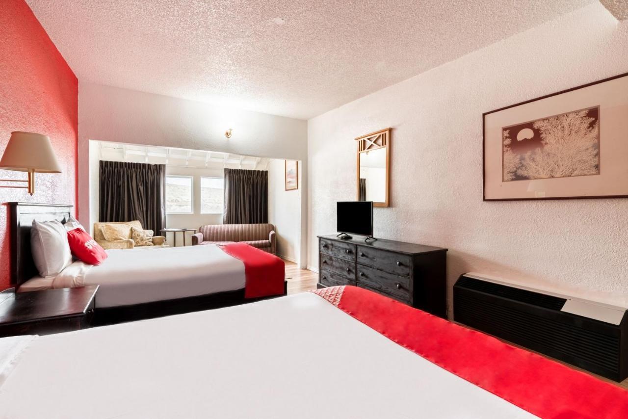 Oyo Hotel Globe / Miami Az - Highway 60 Екстериор снимка